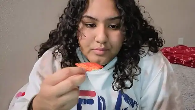 Snapshot of Angeliccreamyrican chatting on 01-17-26, 02:27 Angeliccreamyrican online show from 01-17-26, 02:27