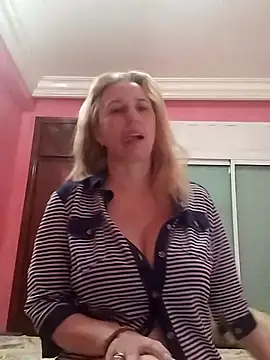 Snapshot of Adinashow12 chatting on 03-02-26, 08:15 Adinashow12 online show from 03-02-26, 08:15