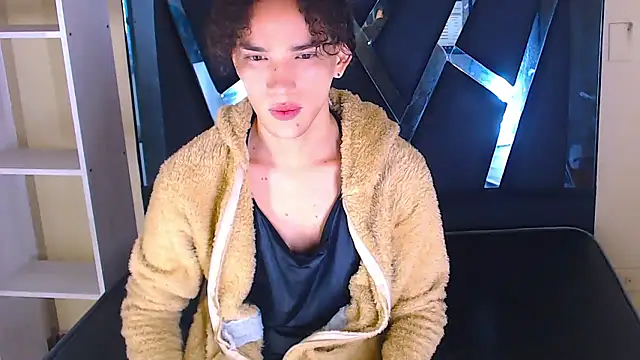 Snapshot of sora_jun chatting on 01-08-26, 07:38 sora jun online show from 01-08-26, 07:38