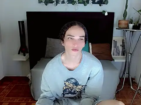 Snapshot of sora_jun chatting on 03-10-26, 05:40 sora jun online show from 03-10-26, 05:40