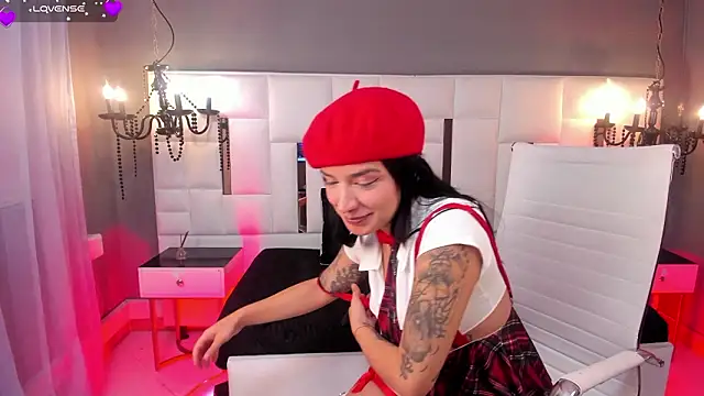 Snapshot of MAGIC_ISIS_ chatting on 02-25-26, 04:55 MAGIC ISIS online show from 02-25-26, 04:55