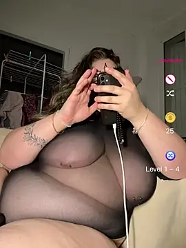 cherrylust12 online show from 06-11-26, 12:32