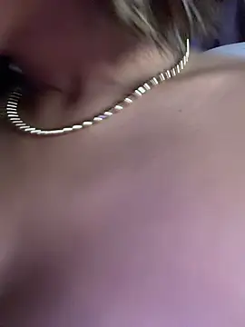 vicky bass  online show from 06-28-26, 01:33
