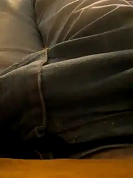 Snapshot of rolaaa2000 chatting on 03-11-26, 09:43 rolaaa2000 online show from 03-11-26, 09:43