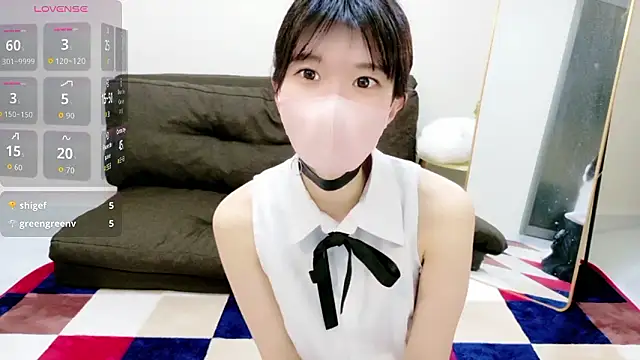 Snapshot of Rui-chaaan chatting on 03-06-26, 10:34 Rui-chaaan online show from 03-06-26, 10:34