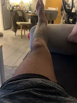 Snapshot of psilocibina22 chatting on 01-12-26, 04:18 psilocibina22 online show from 01-12-26, 04:18