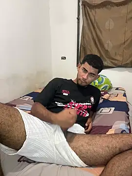 Snapshot of youngalexofficial chatting on 02-27-26, 04:34 youngalexofficial online show from 02-27-26, 04:34