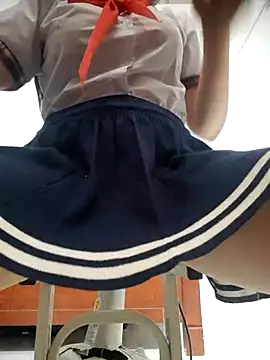 Snapshot of lina_loveee chatting on 03-11-26, 05:35 lina loveee online show from 03-11-26, 05:35