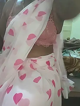 Snapshot of Meena_Meenakshi chatting on 02-09-26, 06:17 Meena Meenakshi online show from 02-09-26, 06:17