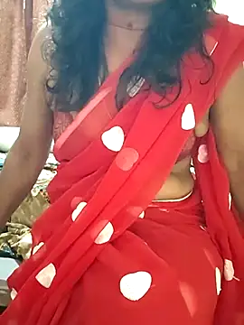 Snapshot of Meena_Meenakshi chatting on 02-11-26, 11:15 Meena Meenakshi online show from 02-11-26, 11:15