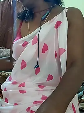 Snapshot of Meena_Meenakshi chatting on 02-27-26, 05:18 Meena Meenakshi online show from 02-27-26, 05:18