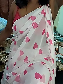 Snapshot of Meena_Meenakshi chatting on 02-27-26, 06:41 Meena Meenakshi online show from 02-27-26, 06:41