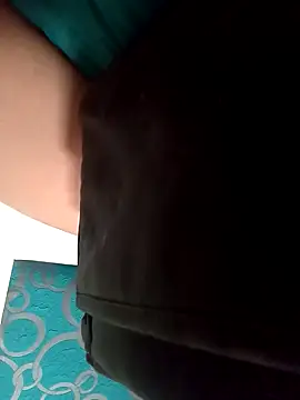 Snapshot of diablitoooxxx chatting on 02-05-26, 02:22 diablitoooxxx online show from 02-05-26, 02:22