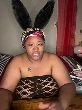 Snapshot of Chocolatebunnyxx96 chatting on 02-25-26, 06:01 Chocolatebunnyxx96 online show from 02-25-26, 06:01