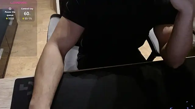 Snapshot of sensualman90 chatting on 02-12-26, 10:38 sensualman90 online show from 02-12-26, 10:38