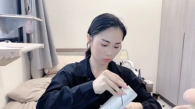 Snapshot of BabyOneDaily chatting on 03-10-26, 02:16 BabyOneDaily online show from 03-10-26, 02:16