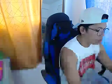 holly oreo online show from 07-01-26, 02:24