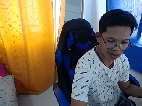 holly oreo online show from 07-25-26, 02:20