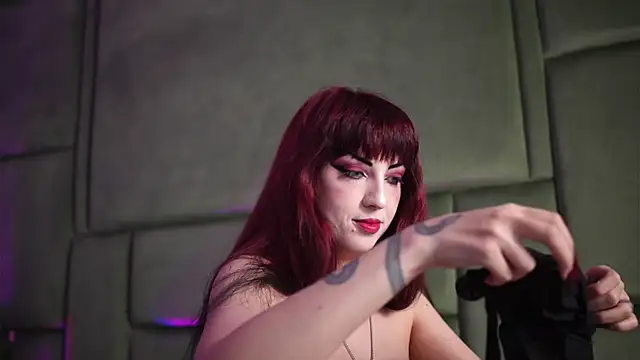 Snapshot of BlairLevine chatting on 03-09-26, 02:26 BlairLevine online show from 03-09-26, 02:26