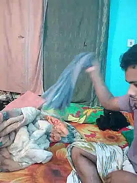 Snapshot of soft_couple778 chatting on 01-12-26, 03:17 soft couple778 online show from 01-12-26, 03:17