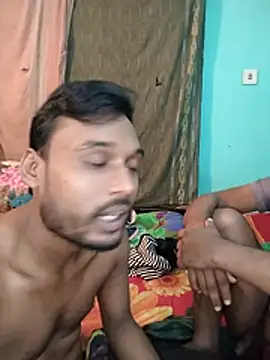 Snapshot of soft_couple778 chatting on 01-13-26, 04:45 soft couple778 online show from 01-13-26, 04:45