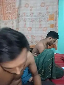 Snapshot of soft_couple778 chatting on 02-02-26, 01:32 soft couple778 online show from 02-02-26, 01:32