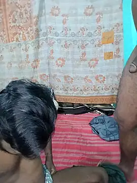 Snapshot of soft_couple778 chatting on 02-07-26, 05:05 soft couple778 online show from 02-07-26, 05:05