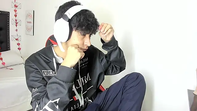 julian xx online show from 02-27-26, 07:36