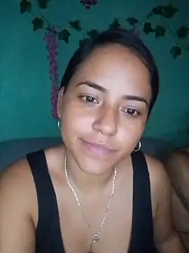 Snapshot of Maliha_21 chatting on 02-06-26, 02:05 Maliha 21 online show from 02-06-26, 02:05