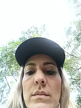 Snapshot of Monita_Med chatting on 01-14-26, 03:50 Monita Med online show from 01-14-26, 03:50