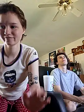 SugarNCinnamon online show from 05-04-26, 07:21