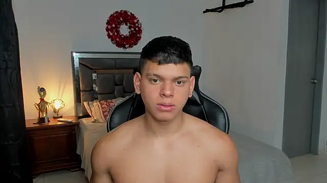 Snapshot of stefan_leenox chatting on 01-14-26, 10:54 stefan leenox online show from 01-14-26, 10:54