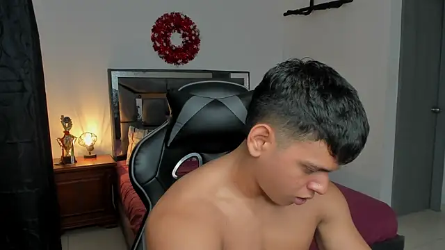 Snapshot of stefan_leenox chatting on 01-17-26, 03:06 stefan leenox online show from 01-17-26, 03:06