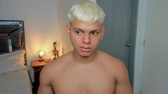 Snapshot of stefan_leenox chatting on 02-13-26, 02:24 stefan leenox online show from 02-13-26, 02:24