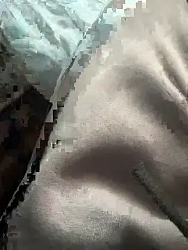 Snapshot of pitsho51 chatting on 02-05-26, 11:59 pitsho51 online show from 02-05-26, 11:59