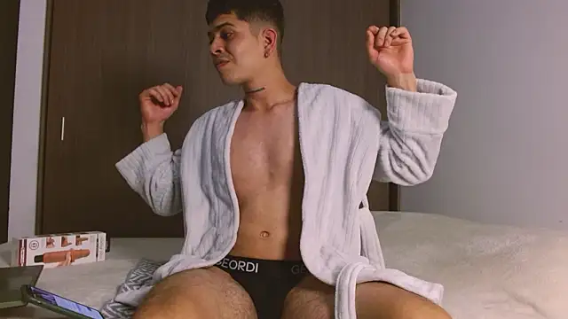 Andrew Mahecha online show from 02-04-26, 01:33