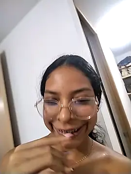 KATALINA SANTANA  online show from 03-02-26, 05:08