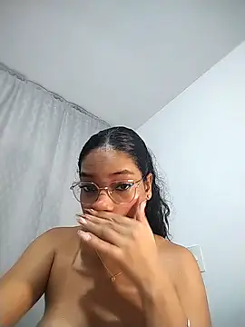 Snapshot of KATALINA_SANTANA_ chatting on 05-06-26, 11:43 KATALINA SANTANA online show from 05-06-26, 11:43