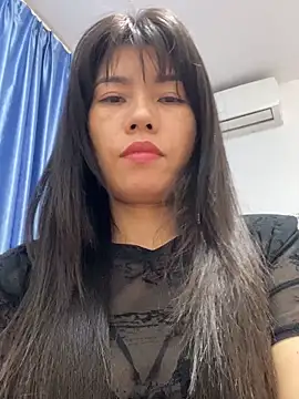 Snapshot of Miss_me29 chatting on 03-19-26, 12:53 Miss me29 online show from 03-19-26, 12:53