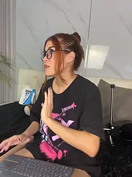 CrystalFairy007 online show from 04-13-26, 04:51