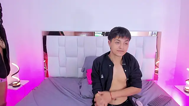 Snapshot of RicciRizzo chatting on 02-06-26, 06:07 RicciRizzo online show from 02-06-26, 06:07