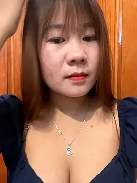 Snapshot of Liness101 chatting on 01-13-26, 02:39 Liness101 online show from 01-13-26, 02:39