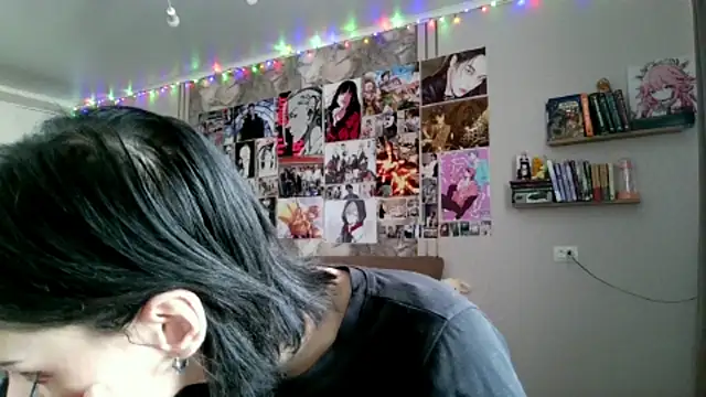 Snapshot of LxayBloom chatting on 01-09-26, 07:44 LxayBloom online show from 01-09-26, 07:44