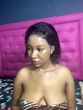 Snapshot of Creamy_bitchxxx chatting on 02-02-26, 08:29 Creamy bitchxxx online show from 02-02-26, 08:29