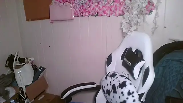 Angeldior29 online show from 04-27-26, 04:38