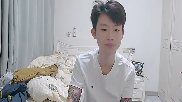 Snapshot of your-cake chatting on 04-01-26, 01:41 your-cake online show from 04-01-26, 01:41