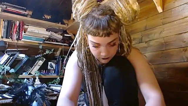 spiralhokkaido23 online show from 06-26-26, 07:02