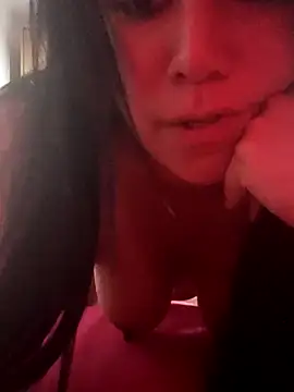 Snapshot of daaibabyxxx chatting on 03-03-26, 11:27 daaibabyxxx online show from 03-03-26, 11:27