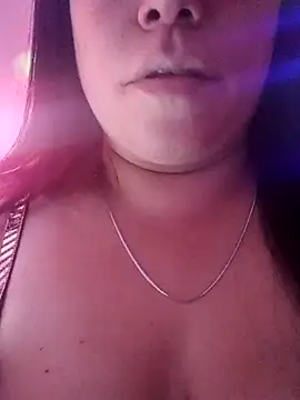 Snapshot of daaibabyxxx chatting on 03-25-26, 12:33 daaibabyxxx online show from 03-25-26, 12:33