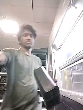 Snapshot of SEXYBOYCALLME chatting on 02-12-26, 05:30 SEXYBOYCALLME online show from 02-12-26, 05:30